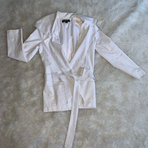 ICY WHITE JACKET ❄️